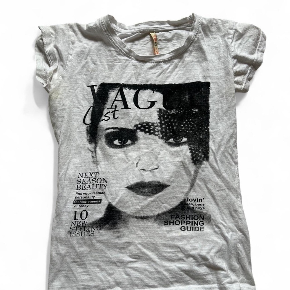 Gray Graphic Crop Top